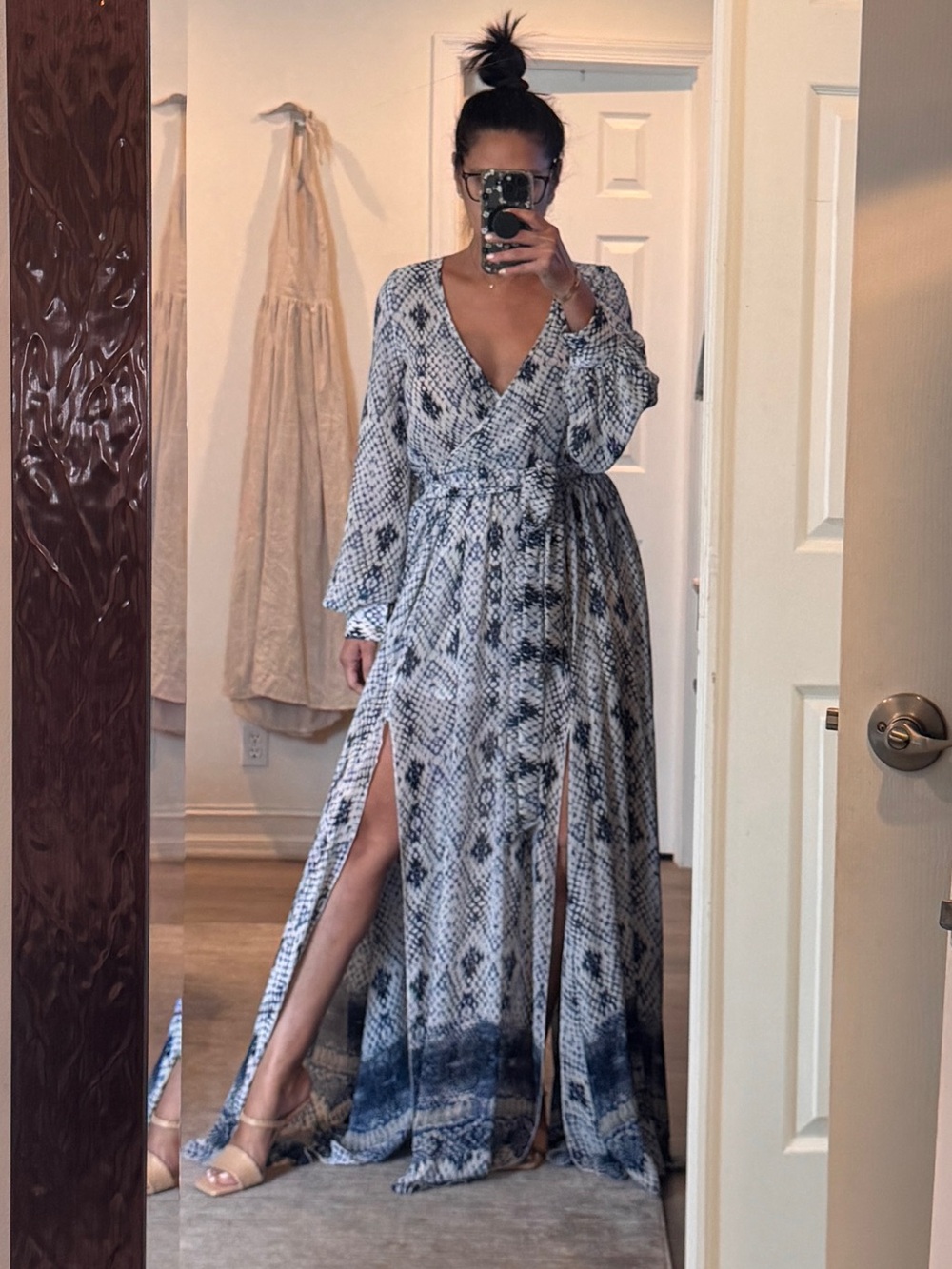 Olivaceous flowy dress - Picture 6 of 8